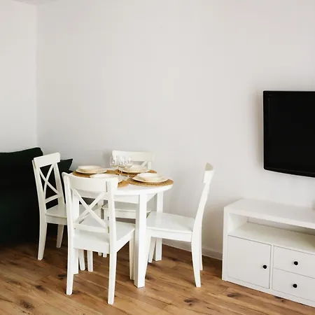 Apartment Wierzbno Warschau